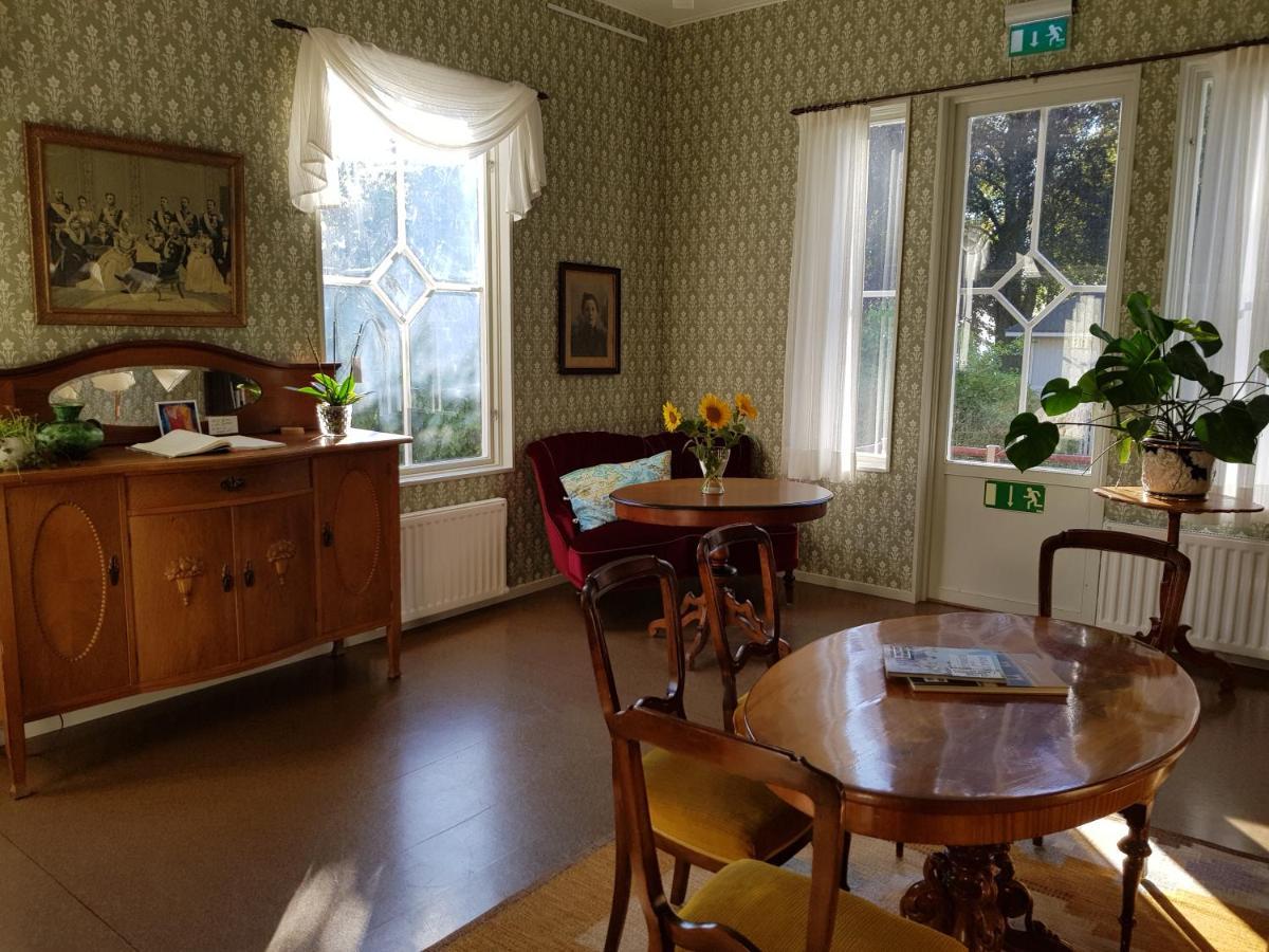 Villa Eira Vandrarhem هيو المظهر الخارجي الصورة